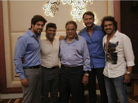 ಅಂಬರೀಶ್ ಅವರ ಬರ್ತ್ ಡೇ ಪಾರ್ಟಿಯಲ್ಲಿ ಕುಣಿದು ಕುಪ್ಪಳಿಸಿದ ಸ್ಟಾರ್ಸ್