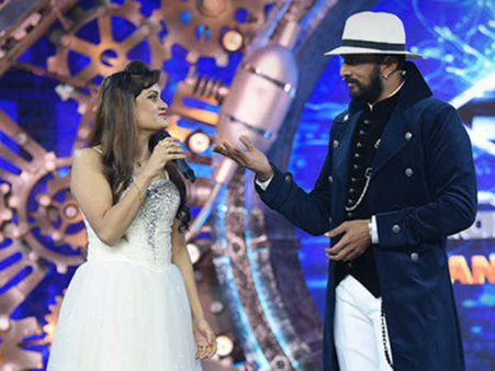 ದೀಪಾವಳಿ ಹಬ್ಬದಲ್ಲಿ ಬಿಗ್ ಬಾಸ್ ಮನೆ ಬಿಟ್ಟು ಬಂದ ಚೈತ್ರಾ