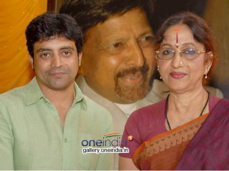 ಮೃತ ವಿಷ್ಣು ಅಭಿಮಾನಿಗೆ ಭಾರತಿ ಅವರಿಂದ 25 ಸಾವಿರ ಪರಿಹಾರ