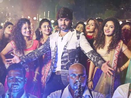 ಯಾರಪ್ಪಾ ಹೇಳಿದ್ದು 'ಸಂತು Straight Forward' ರೀಮೇಕ್ ಸಿನಿಮಾ ಅಂತ?