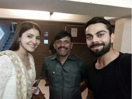 ಅನುಷ್ಕಾ ಜೊತೆ ದೀಪಾವಳಿ ಸಂಭ್ರಮಿಸಿದ ಕೊಹ್ಲಿ