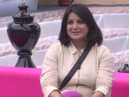 'ಬಿಗ್ ಬಾಸ್' ಮನೆಯೊಳಗೆ ಪೂಜಾ ಗಾಂಧಿ 'ಜಿಲೇಬಿ'