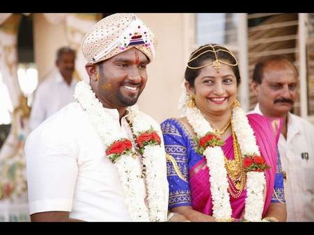 ಚಿತ್ರಗಳು: ನವ ಬಾಳಿಗೆ ಕಾಲಿಟ್ಟ 'ಸಿಂಪಲ್ಲಾಗ್ ಒಂದ್ ಲವ್ ಸ್ಟೋರಿ' ನಿರ್ದೇಶಕ ಸುನಿ