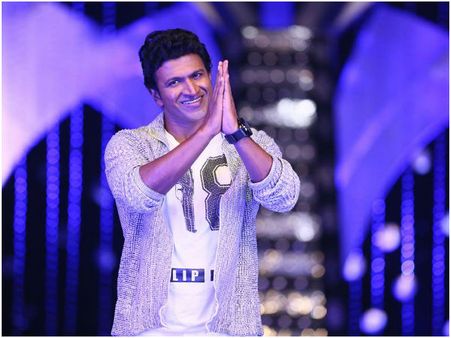 'ರಾಜಕುಮಾರ' ನೋಡಿ ಮೆಚ್ಚಿದ ಅಭಿಮಾನಿ ದೇವ್ರುಗಳಿಗೆ 'ದೊಡ್ಮನೆ ಹುಡ್ಗ'ನ ಧನ್ಯವಾದ