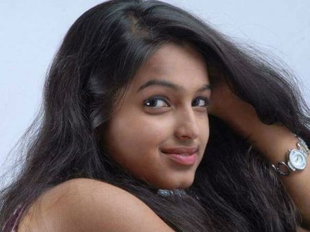 ಅವಮಾನಗಳನ್ನು ಮೆಟ್ಟಿನಿಂತ ನಯನ 'ಜೂನಿಯರ್ ಉಮಾಶ್ರೀ' ಆಗಿದ್ದು ಹೇಗೆ?