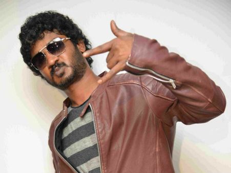 ಫಾರಿನ್ ಹುಡುಗಿ ಜೊತೆ 'ಕಾಮಿಡಿ ಕಿಂಗ್' ಚಿಕ್ಕಣ್ಣ ಮದುವೆ.!