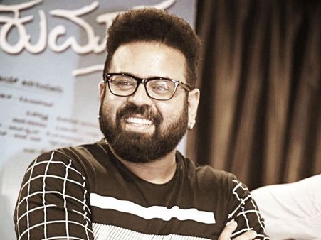 ಎಲ್ಲ ಅಂತೆ-ಕಂತೆಗಳ ಮೂಟೆಗೆ ಗಂಟು ಕಟ್ಟಿದ 'ರಾಜಕುಮಾರ' ನಿರ್ದೇಶಕ.!