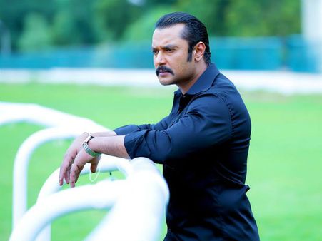 'ಚಕ್ರವರ್ತಿ' ದರ್ಶನ್ ಗೆ ಶ್ರೀಮುರಳಿ, ಪ್ರಜ್ವಲ್ ದೇವರಾಜ್ ಶುಭ ಹಾರೈಕೆ