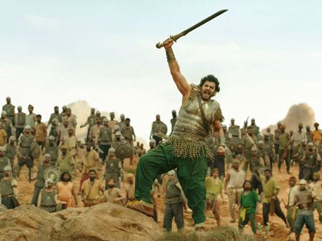 ಇಂದು ರಾತ್ರಿಯಿಂದಲೇ ಕರ್ನಾಟಕದಲ್ಲಿ 'ಬಾಹುಬಲಿ-2' ಪ್ರದರ್ಶನ: ಟಿಕೆಟ್ ಬೆಲೆ ಅಬ್ಬಬ್ಬಾ.!