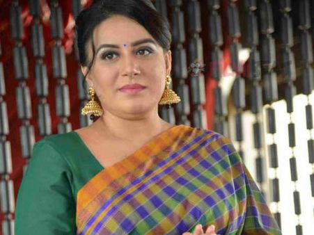 'ರಾವಣಿ' ಸಿನಿಮಾ ನಿಂತಿದ್ಯಾಕೆ.? ಕೊನೆಗೂ ಸತ್ಯ ಬಾಯ್ಬಿಟ್ಟ ಪೂಜಾ ಗಾಂಧಿ.!