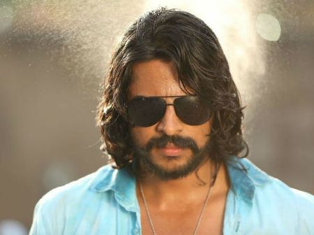 ಹುಕ್ಕಾ ಬಾರ್ ಮೇಲೆ ಸಿಸಿಬಿ ಪೊಲೀಸರ ದಾಳಿ: ನಟ ಅರುಣ್ ಗೌಡ ವಶಕ್ಕೆ