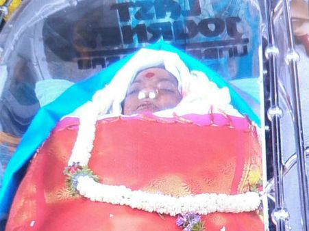 ಪಾರ್ವತಮ್ಮ ರಾಜ್ ಕುಮಾರ್ ನಿಧನ: ಸದಾಶಿವನಗರದ ನಿವಾಸದಲ್ಲಿ ಅಂತಿಮ ದರ್ಶನ