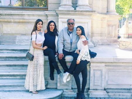 ಇಬ್ಬರು ಹೆಣ್ಮಕ್ಕಳ ಪಾಲಿಗೆ ಅಮ್ಮ ಶ್ರೀದೇವಿ ತುಂಬಾ ಕಟ್ಟುನಿಟ್ಟು, ಬಹಳ ಸ್ಟ್ರಿಕ್ಟು.!