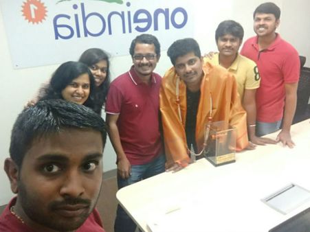 ಓದುಗರ ಆಯ್ಕೆಯಂತೆ ಪ್ರಥಮ್ ಕೈ ಸೇರಿದ 'ಫಿಲ್ಮಿಬೀಟ್ ಕನ್ನಡ' ಪ್ರಶಸ್ತಿ