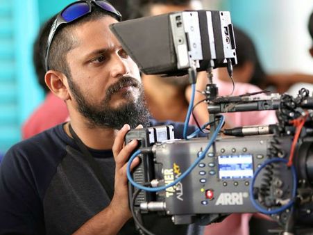 ಸಿನಿಮಾ ಕ್ಷೇತ್ರದಲ್ಲಿ ಕೆಲಸ ಮಾಡುವ ಆಸಕ್ತರಿಗೆ ಸುವರ್ಣ ಅವಕಾಶ