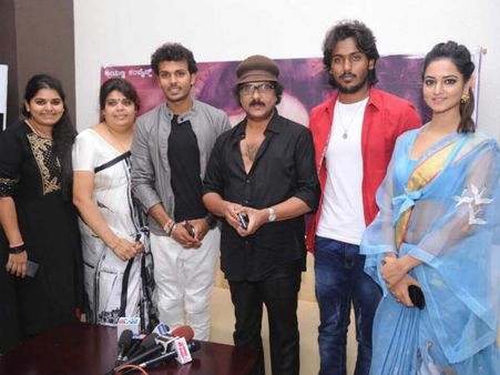 ಅಣ್ಣನ 'ಸಾಹೇಬ' ಸಿನಿಮಾ ನೋಡಿ ಕ್ರೇಜಿ ಸ್ಟಾರ್ ಪುತ್ರಿ ಹೀಗೆ ಹೇಳಿದ್ರು!