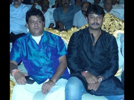 'ಸಂಗೊಳ್ಳಿ ರಾಯಣ್ಣ' ಚಿತ್ರದ ನಿರ್ಮಾಪಕ ಗಳಗಳನೆ ಕಣ್ಣೀರಿಟ್ಟಿದ್ದೇಕೆ?