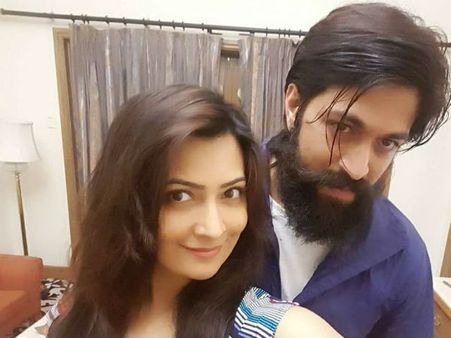 ಹೊಸ ಮನೆ ಖರೀದಿಸಿದ ಯಶ್ - ರಾಧಿಕಾ ಪಂಡಿತ್ ಜೋಡಿ