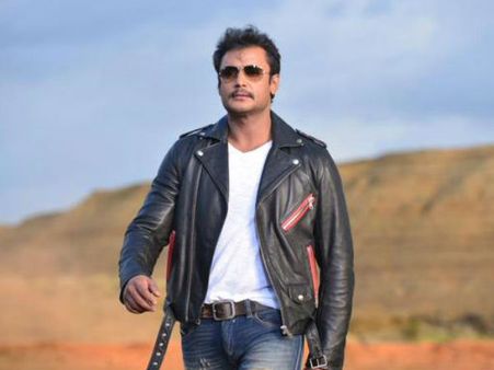 'ಡಿ' ಬಾಸ್ ಅಭಿಮಾನಿ ಅಂದ್ಮೇಲೆ ಧಿಮಾಕು ಸ್ವಲ್ಪ ಜಾಸ್ತಿನೇ ಇರುತ್ತೆ.!