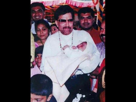 ಡಾ.ವಿಷ್ಣು ಕಾರಿನಲ್ಲಿದ್ದ 'ಬಣ್ಣ ಬಣ್ಣದ ಕವರ್'ಗಳ ರಹಸ್ಯ ಇಲ್ಲಿದೆ