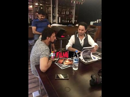 ಸುದೀಪ್ ಮನೆಗೆ ಭೇಟಿ ನೀಡಿದ ಹಾಲಿವುಡ್ ನಿರ್ದೇಶಕ.!