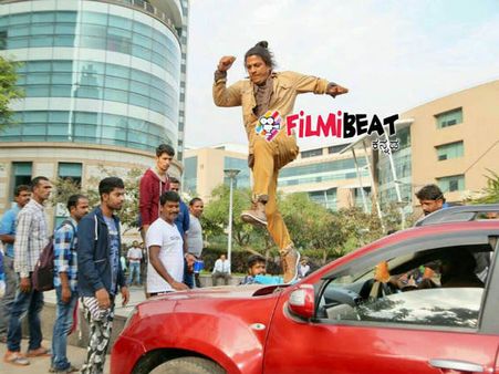 'ದಿ ವಿಲನ್' ಚಿತ್ರೀಕರಣದಲ್ಲಿ ಶಿವಣ್ಣನ ಆಕ್ಷನ್ ನೋಡಿ.!