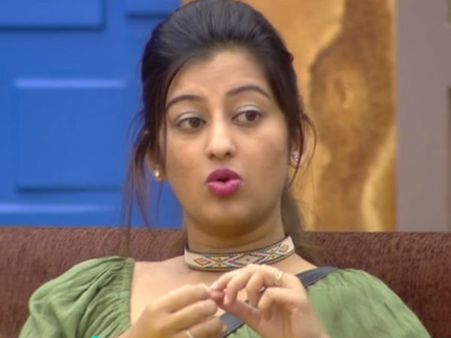 'ಬಿಗ್ ಬಾಸ್' ಆಟವನ್ನ ಅರ್ಧಕ್ಕೆ ಮೊಟಕು ಗೊಳಿಸಿದ ತೇಜಸ್ವಿನಿ.!