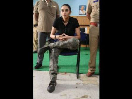 ಶೂಟಿಂಗ್ ವೇಳೆ ಅವಘಡ: ನಟಿ ರಾಗಿಣಿ ಕಣ್ಣಿಗೆ ಪೆಟ್ಟು