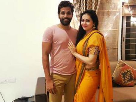 'ಕ್ರೇಜಿಸ್ಟಾರ್' ನಾಯಕಿ ನಮಿತಾಗೆ ಮದುವೆ: ಭಾವಿ ಪತಿ ಇವರೇ ನೋಡಿ.!