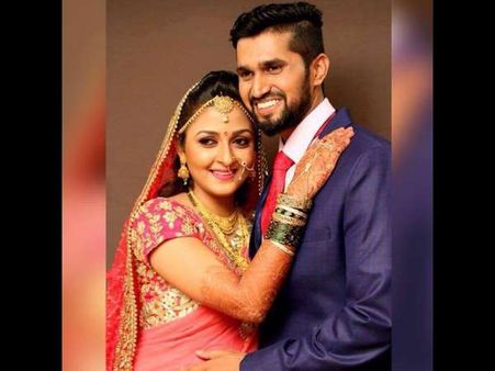 ಸದ್ದಿಲ್ಲದೆ 'ಶಾದಿ' ಮಾಡಿಕೊಂಡ ಸ್ಯಾಂಡಲ್ ವುಡ್ ನ ಮತ್ತೋರ್ವ ನಟಿಮಣಿ.!