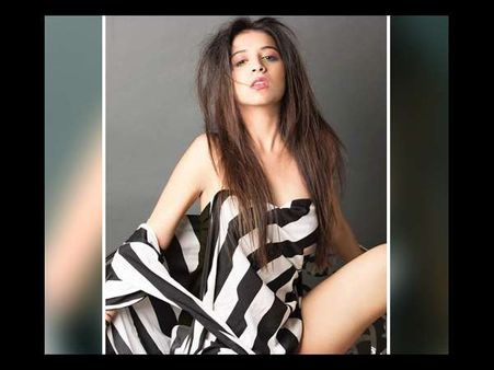 'ಬಿಗ್ ಬಾಸ್'ನಿಂದ ಹೊರ ಬಂದ ಸ್ಪರ್ಧಿಯ ಲವ್-ಅಫೇರ್ ಬಗ್ಗೆ ಸ್ಪಷ್ಟನೆ.!