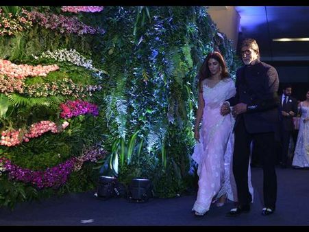 ನೋವಿನಲ್ಲಿದ್ದರೂ ವಿರುಷ್ಕಾ ರಿಸೆಪ್ಶನ್ನಿಗೆ ಬಂದ ಅಮಿತಾಬ್