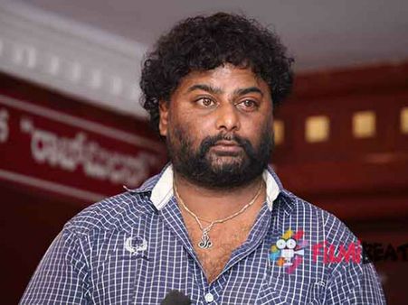 ಹುಚ್ಚ ವೆಂಕಟ್ ಮೇಲೆ ಹಲ್ಲೆ: ಯುವಕನಿಂದ ಫೈರಿಂಗ್ ಸ್ಟಾರ್ ಗೆ ಥಳಿತ