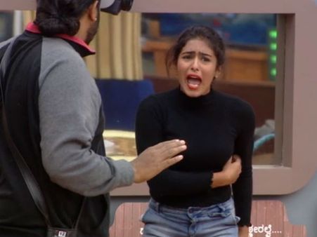 ಇಬ್ಬರ ಜೊತೆ ಕಿತ್ತಾಡಿ ಮೂರನೇಯವರಿಗೆ ಹೊಡೆದ 'ಕಿರಿಕ್' ಸಂಯುಕ್ತ.!