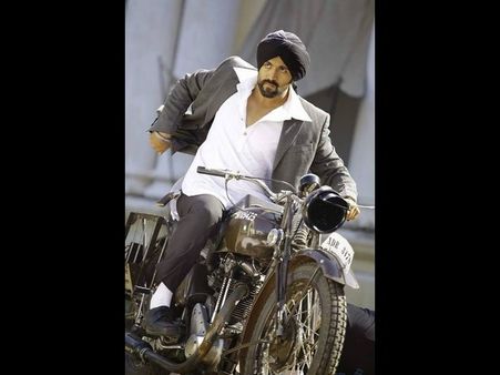 ರಾಕಿಂಗ್ ಸ್ಟಾರ್ ಯಶ್ ಗೆ 'ಬಾಸ್' ಮೇಲ್ಯಾಕೆ ಅತಿಯಾದ ಪ್ರೀತಿ.?