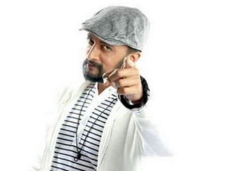 ಲಕ್ಷಾಂತರ ಅಭಿಮಾನಿಗಳಿರುವ ಕಿಚ್ಚ ಫಾಲೋ ಮಾಡೋದು ಈ ಇಬ್ಬರನ್ನ !