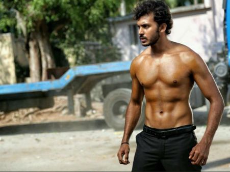 ಬೃಹಸ್ಪತಿ ವಿಮರ್ಶೆ: 'ಡೀಸೆಂಟ್ ಪೋಲಿ'ಯ ಡೀಸೆಂಟ್ ಸಿನಿಮಾ.!