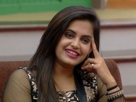 ಅಭಿಮಾನಿಗಳ ಕೃಪೆ ಇದ್ದರೆ ಸುರಸುಂದರಿ ಶ್ರುತಿ ಪ್ರಕಾಶ್ 'ಬಿಗ್ ಬಾಸ್' ಗೆಲ್ಲಬಹುದು.!