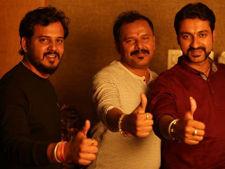 ಮೊದಲ ಸಿನಿಮಾ ಹಾಡು ಹಾಡಿದ 'ಸರಿಗಮಪ' ಶ್ರೀ ಹರ್ಷ