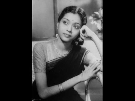 'ಸೂಪರ್ ಸ್ಟಾರ್'ಗಳ ನೆಚ್ಚಿನ 'ಅಭಿನೇತ್ರಿ' ಕೃಷ್ಣಕುಮಾರಿ ನಿಧನ