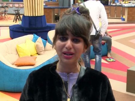 ನಿವೇದಿತಾಗೆ 'ಮೆಂಟಲ್', 'ಡವ್ ರಾಣಿ' ಎಂದ ದಿವಾಕರ್.!