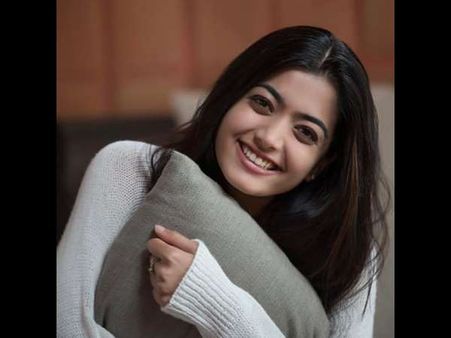 ಚಿತ್ರರಂಗದಲ್ಲಿ ಹೊಸ ಅಧ್ಯಾಯ ಬರೆದ ರಶ್ಮಿಕಾ ಮಂದಣ್ಣ