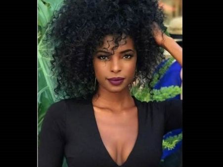 ಈಕೆಯನ್ನ ನೋಡಿ ಪ್ರಿಯಾಂಕಾ ಛೋಪ್ರಾ ಅಂತ ಕನ್ ಫ್ಯೂಸ್ ಆಗ್ಬೇಡಿ.!