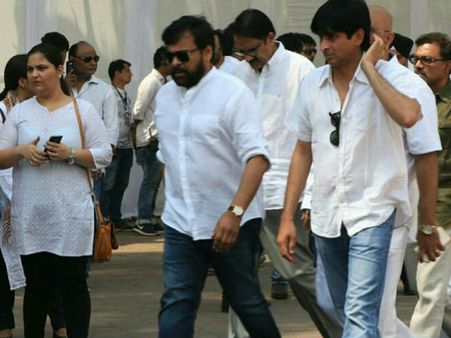 'ಅತಿಲೋಕ ಸುಂದರಿ'ಗೆ ಅಂತಿಮ ನಮನ ಸಲ್ಲಿಸಿದ 'ಜಗದೇಕ ವೀರ'