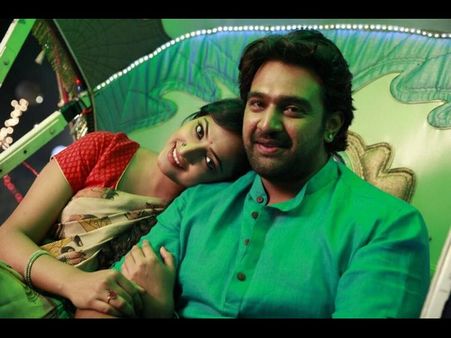 ವಿಮರ್ಶೆ: 'ಕುರುಡು' ಪ್ರೀತಿ ತೋರಿ ದುಡ್ಡು ಪೀಕುವ ರಾಕ್ಷಸಿಯ 'ಸಂಹಾರ'