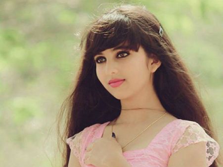 ಐಟಂ ಹಾಡಿಗೆ ಹೆಜ್ಜೆ ಹಾಕಿದ 'ಬಿಗ್ ಬಾಸ್' ನಿವೇದಿತಾ ಗೌಡ.!