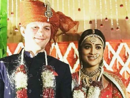 ಗುಟ್ಟಾಗಿ ಮದುವೆ ಆಗಿದ್ದ ಶ್ರಿಯಾ ಸರಣ್ ಮದುವೆ ಫೋಟೋ ಇದೀಗ ರಟ್ಟು!