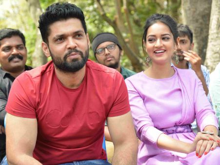 ಇಂದು ಸೆಟ್ಟೇರಿತು 'ಅವನೇ ಶ್ರೀಮನ್ನಾರಾಯಣ' : ಇಂದೇ ಬಿಡುಗಡೆ ದಿನ ಹೇಳಿದ ರಕ್ಷಿತ್