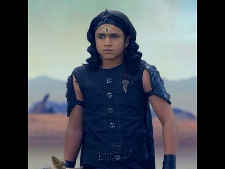 ಶತದಿನೋತ್ಸವ ಶನಿ ಧಾರಾವಾಹಿಯ ಪಾತ್ರ ಪರಿಚಯ