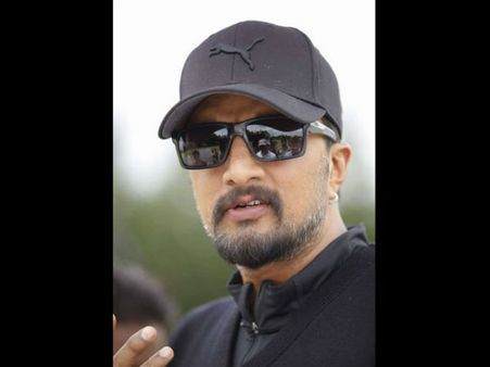 ಕಿಚ್ಚ ಸುದೀಪ್ ಗಾಗಿ ಉಪವಾಸ ಕುಳಿತ ಅಭಿಮಾನಿ